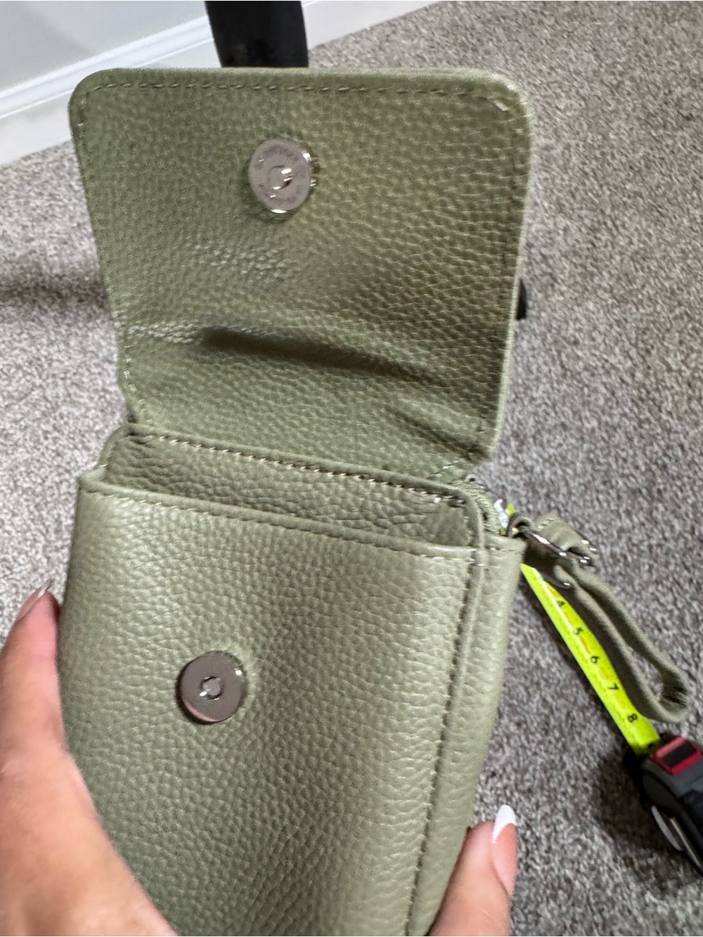 Olive Green Pebbled Leather Crossbody Phone Wallet with Detachable Strap - Picture 5 of 6